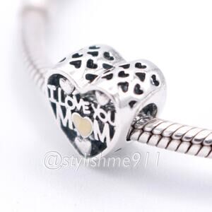 Authentic PANDORA Love for Mother Charm - 792067EN23